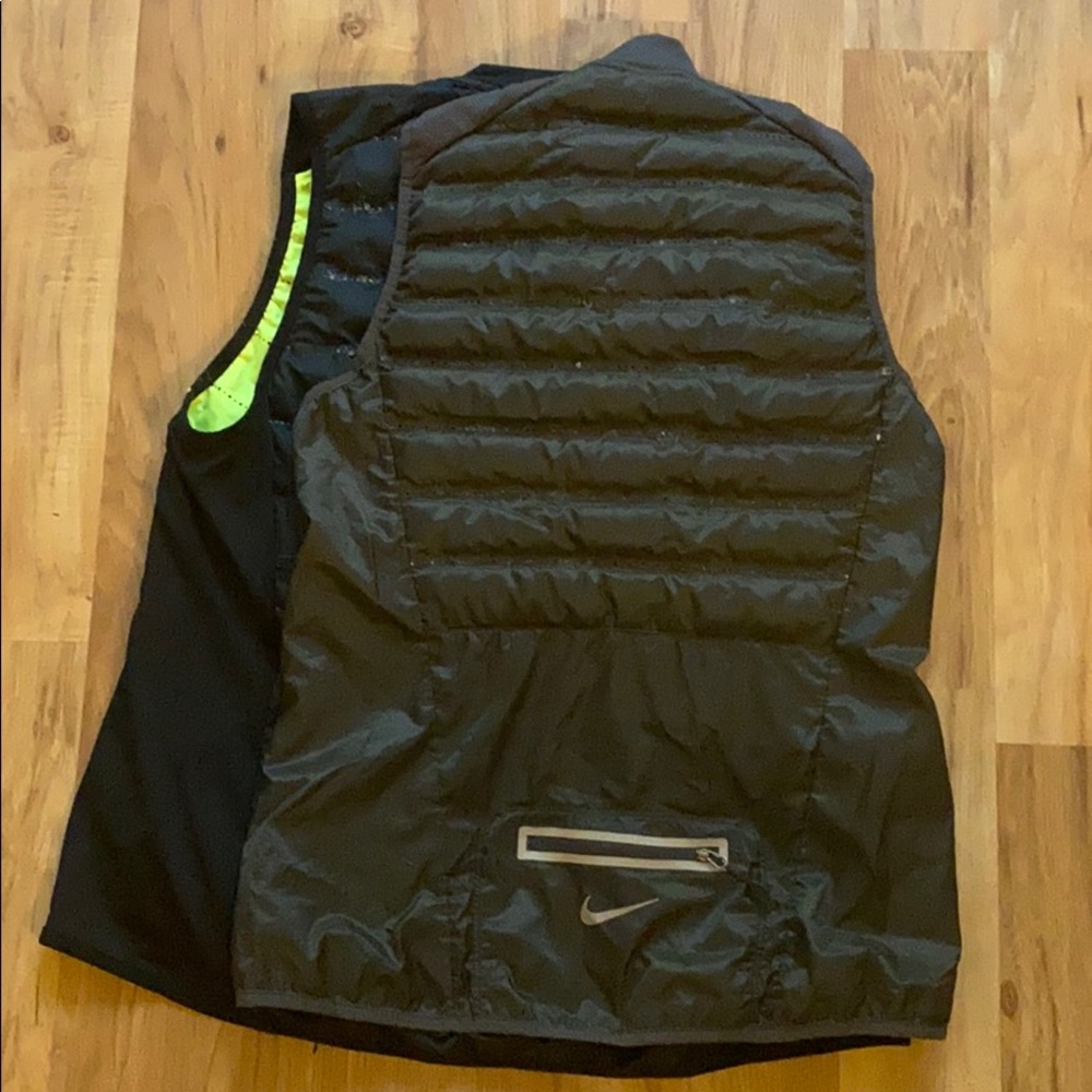 Nike Aeroloft runnjng Vests ( Gyakusou + normal) - Picture 8 of 9